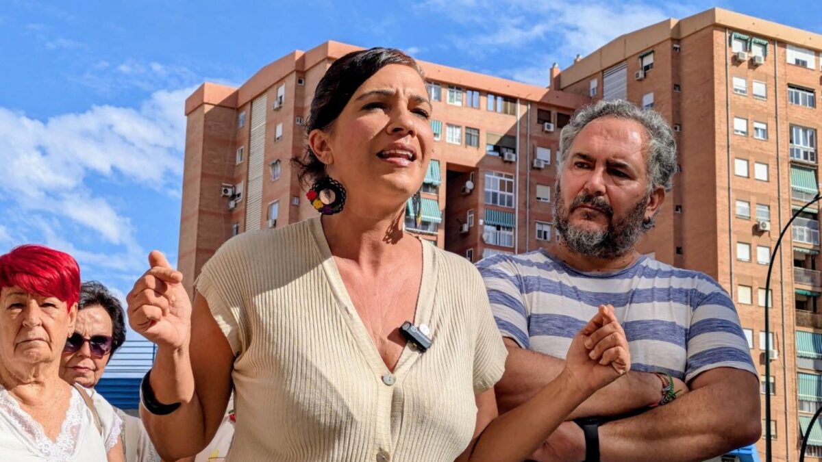 Con Málaga pide al alcalde que "dé la cara" ante "la suciedad imperante en la ciudad"