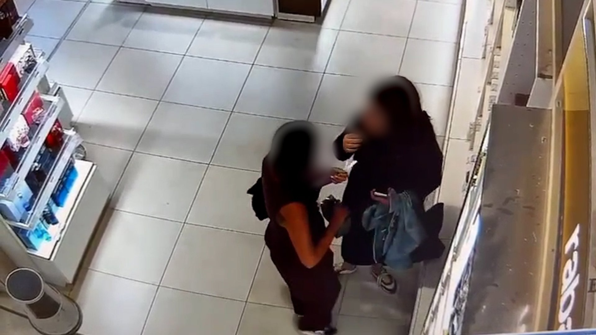 Detenidas 66 personas de un grupo criminal que robaba en tiendas de aeropuertos como el de Málaga