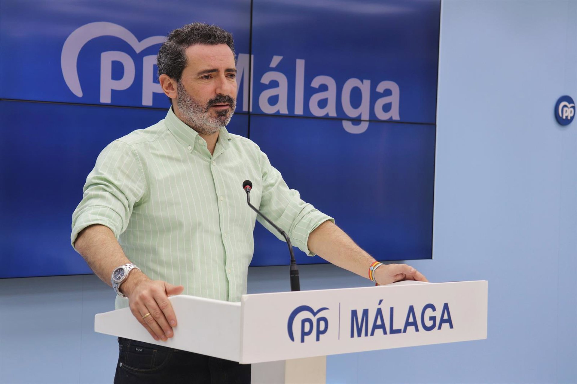 El PP critica que el Gobierno "hace caja" con el "caos" de la movilidad en la Costa del Sol