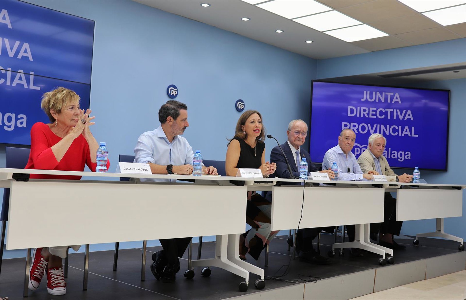 El PP inaugura el salón de actos 'José María Martín Carpena' y crea un premio literario en homenaje al edil