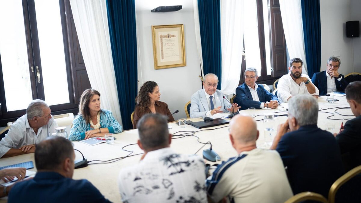 Instituciones ratifican compromiso de seguir trabajando para contar con un nuevo estadio "a la altura" de Málaga