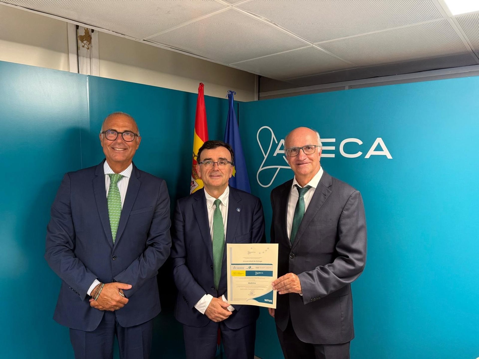 La Facultad de Medicina recibe el Sello Internacional de Calidad de la World Federation for Medical Education