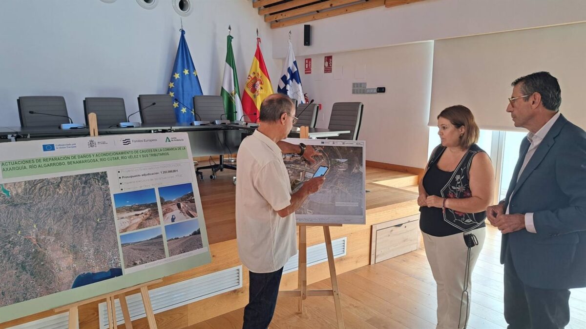 La Junta destina 233.000 euros para reparar el encauzamiento del río Algarrobo y construir una escollera