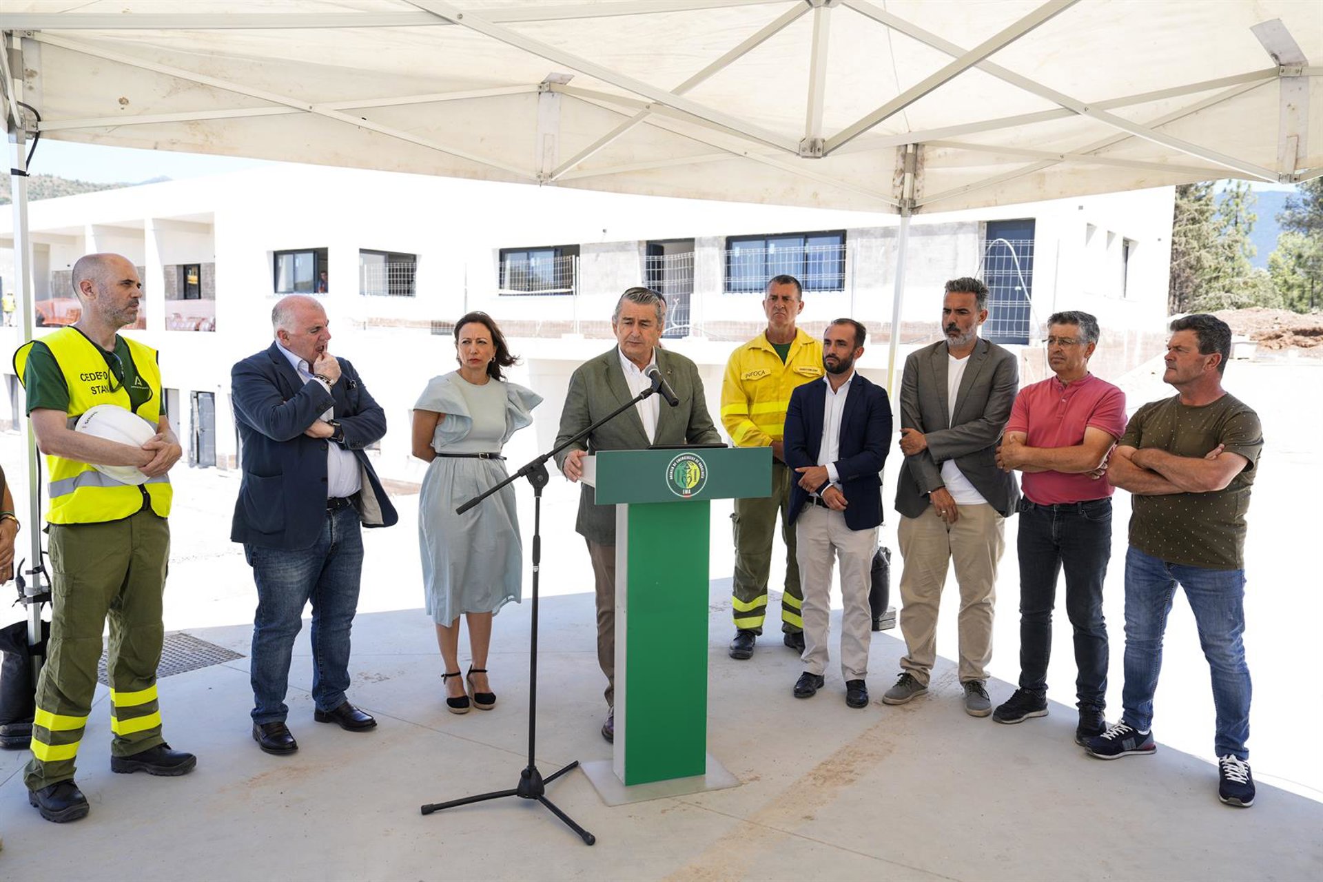 Sanz anuncia que la obra del Centro de Defensa Forestal de EMA Infoca en la Costa del Sol acaba en noviembre