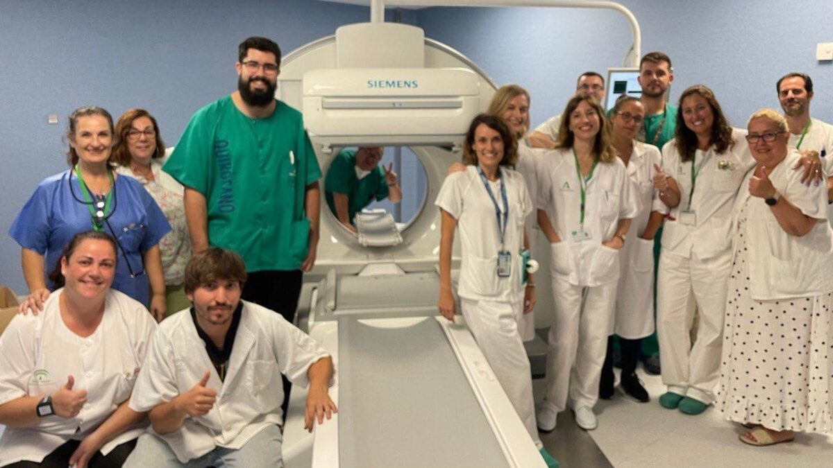 Una doble certificación europea avala la excelencia en el diagnóstico del equipo PET-TAC del Hospital Clínico