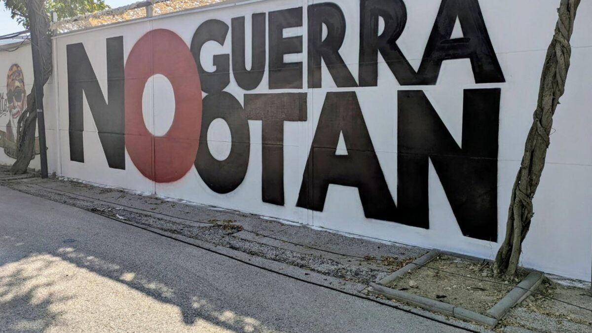 Ayuntamiento dice que mural en caseta de PCA "contraviene obligaciones fijadas para adjudicatarios en ordenanza"