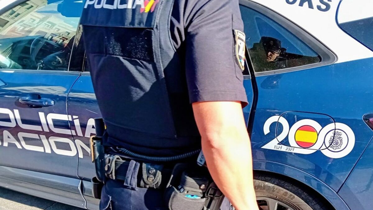 Detenidos el portero de una caseta y un amigo por presunta agresión sexual a dos menores en la Feria