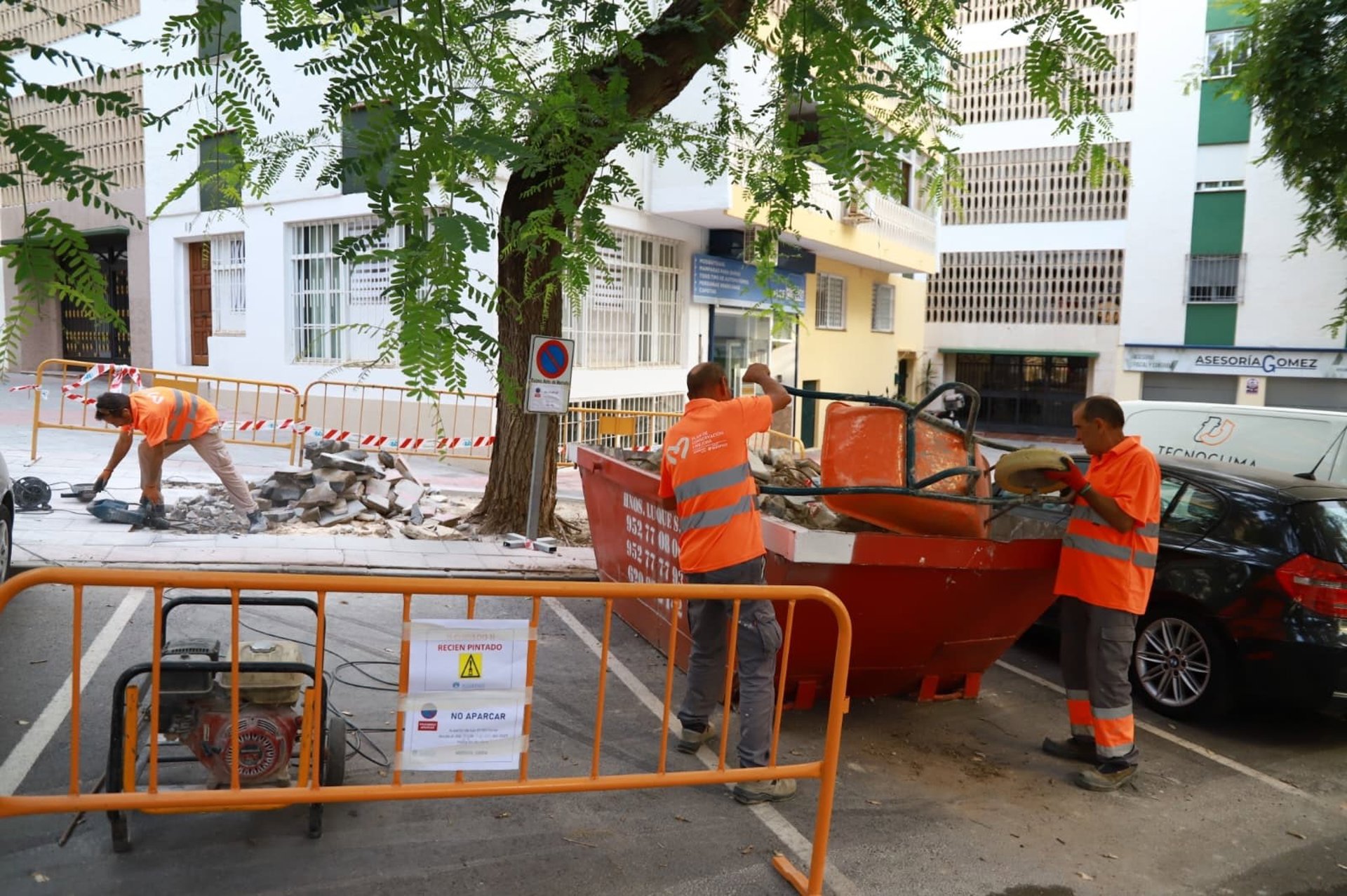 El Ayuntamiento de Marbella continúa la mejora de la seguridad vial de Torres Murciano