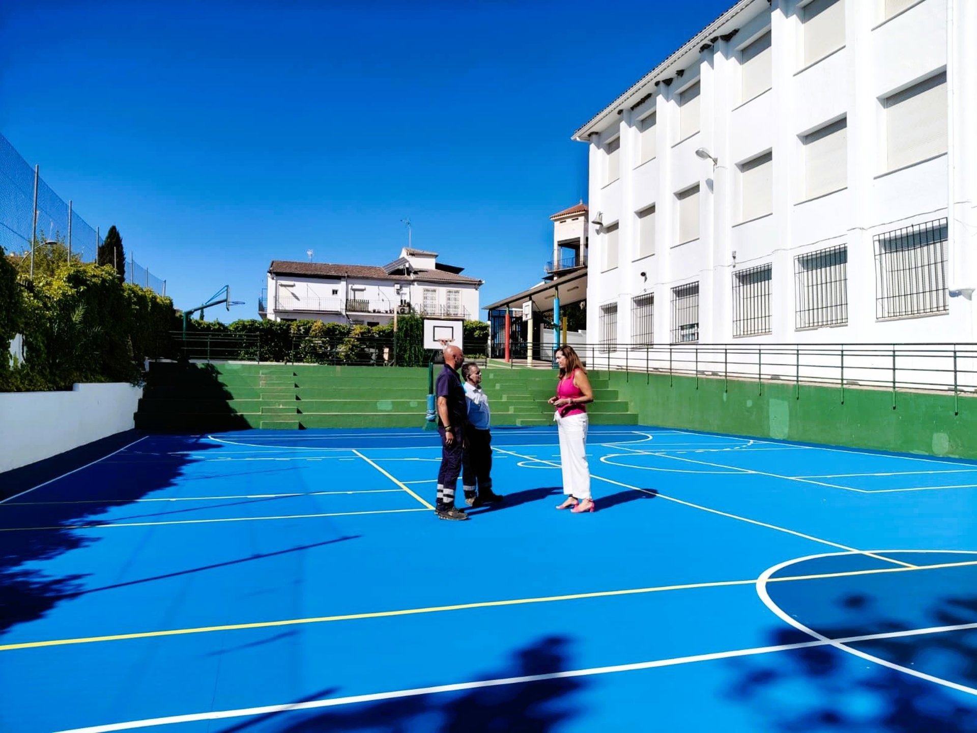 Finalizan las reformas de la pista deportiva del colegio Miguel de Cervantes de Ronda