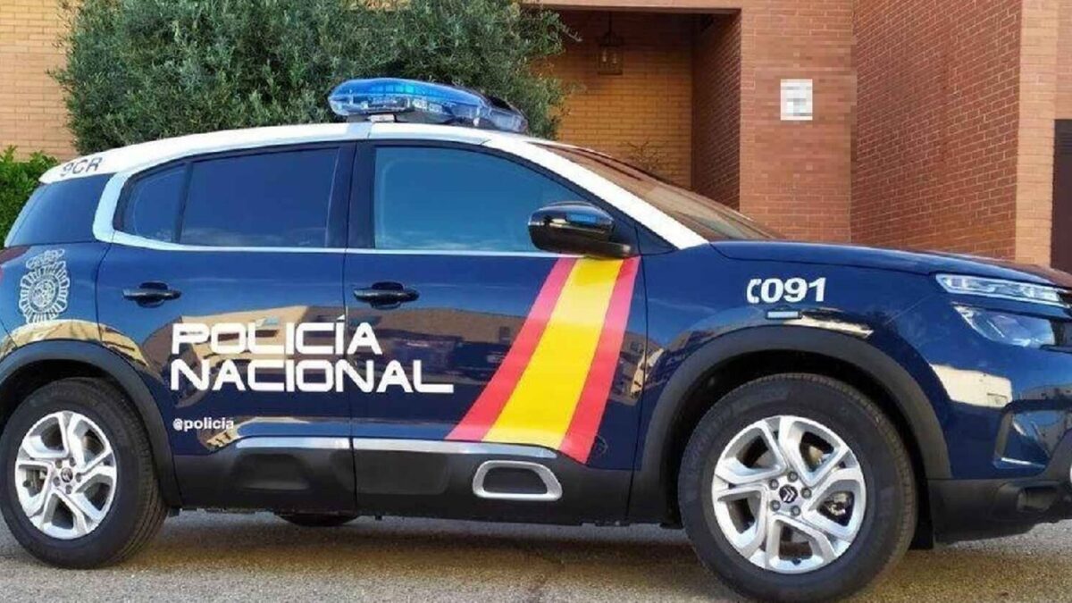 Hallan el cadáver de un indigente en una calle del centro