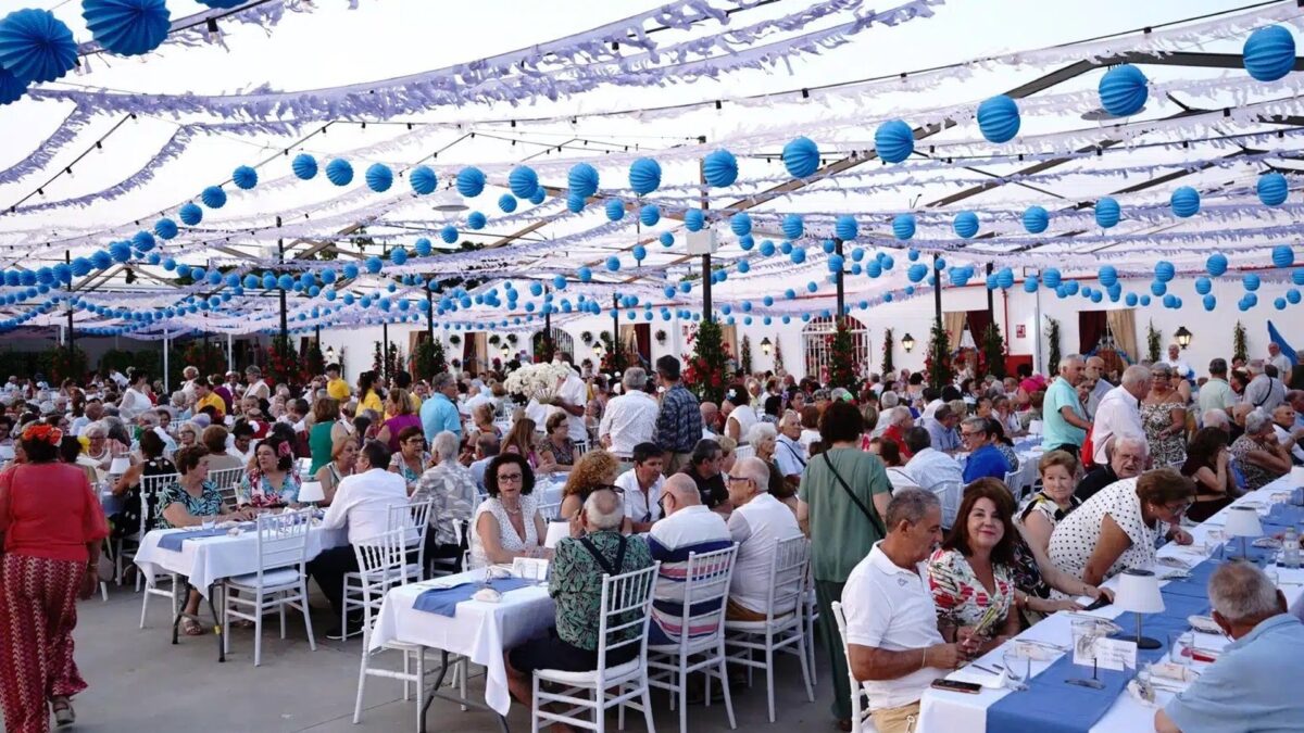 La Diputación acercará la Feria de Málaga a más de 650 mayores de la provincia
