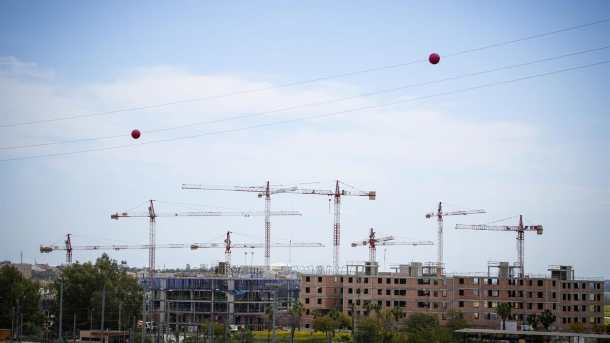 Málaga aprueba encomienda al IMV de trámites para construir vivienda protegida en suelos de equipamiento