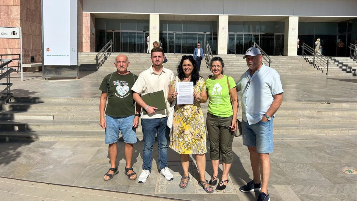 Colectivos presentan un escrito en Fiscalía de Medio Ambiente tras la aparición de aves muertas en dos parques
