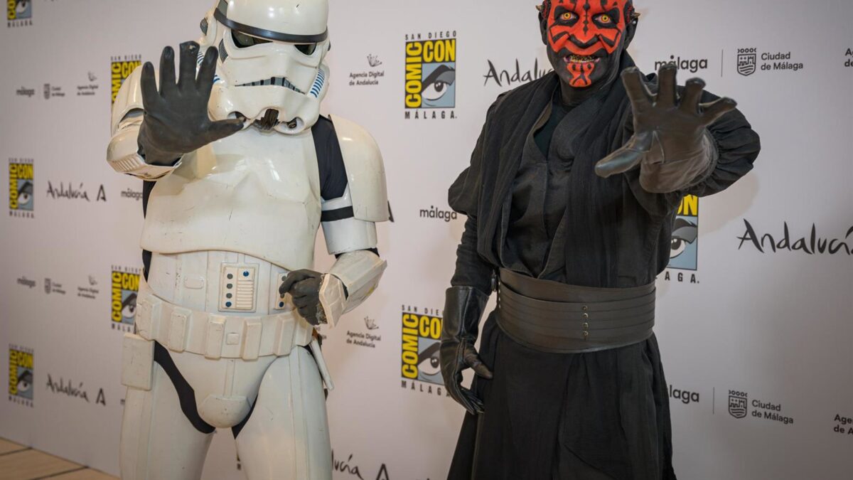 El Ayuntamiento de Málaga refuerza los autobuses urbanos por la celebración de la San Diego Comic-Con