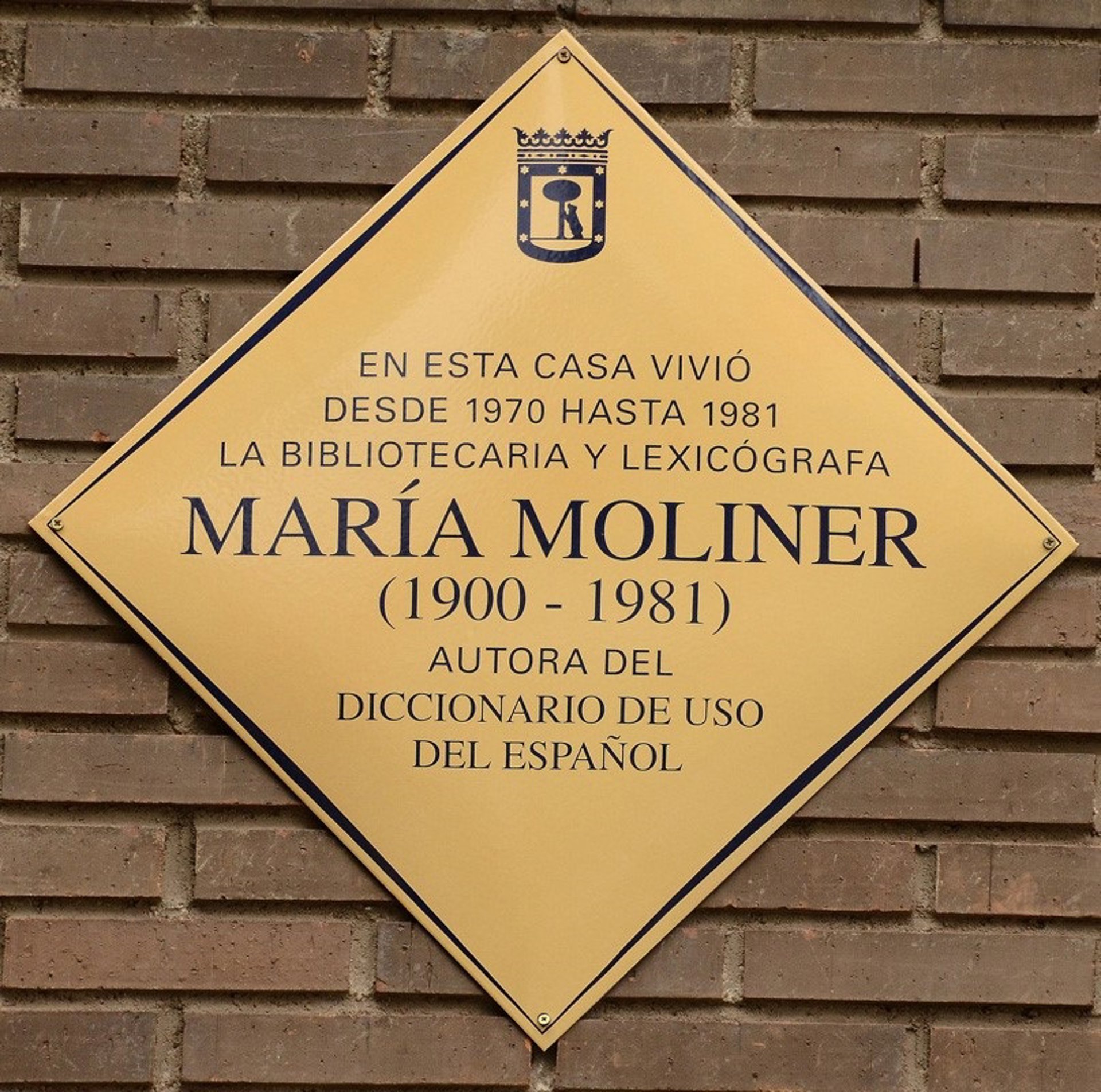 El ciclo 'Voces contemporáneas' acogerá la charla de Andrés Neuman sobre la vida de María Moliner
