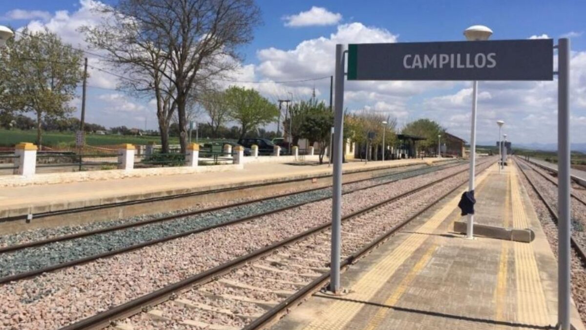 Adif licita por dos millones la renovación y mejora de tres pasos a nivel en la provincia