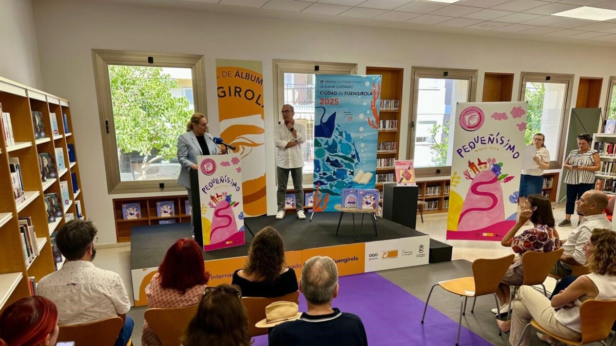 Alcaldesa entrega el Premio Internacional de Álbum Ilustrado 'Ciudad de Fuengirola' a Mireia Aleu i Barangé