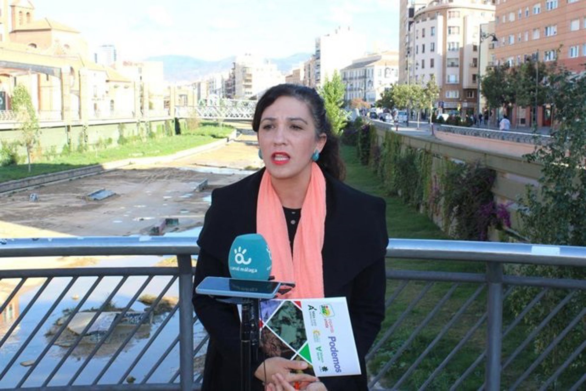 Con Málaga critica que alcalde "siga vendiendo humo" y ve plan del Guadalmedina un "embovedamiento encubierto"