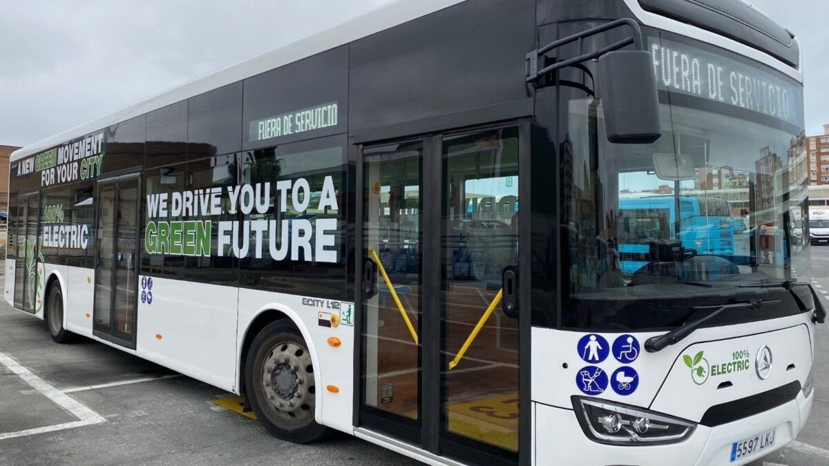 El Ayuntamiento de Málaga mejora el servicio de autobús en el distrito Ciudad Jardín