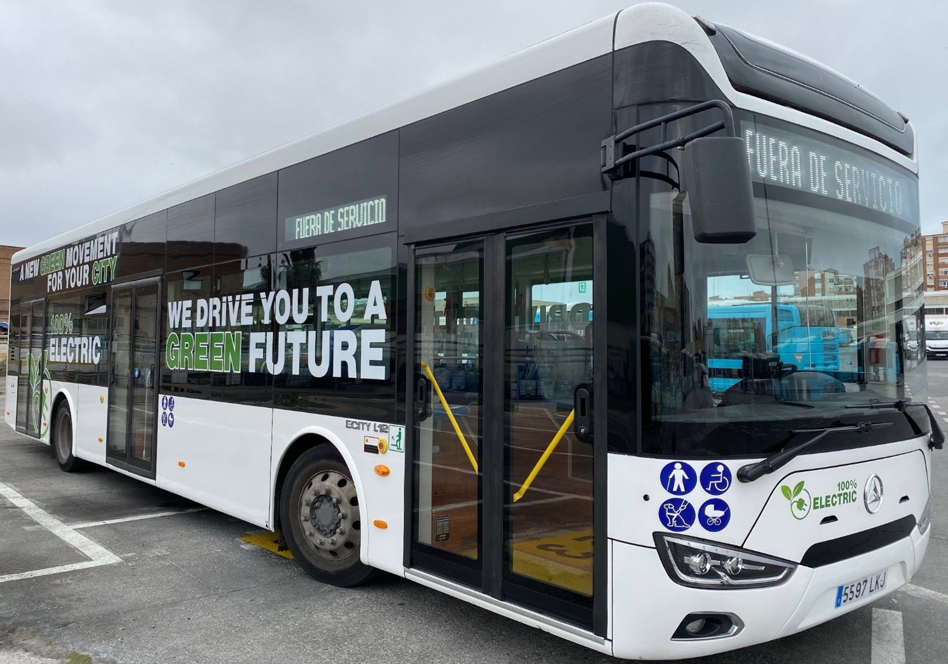 El Ayuntamiento de Málaga mejora el servicio de autobús en el distrito Ciudad Jardín