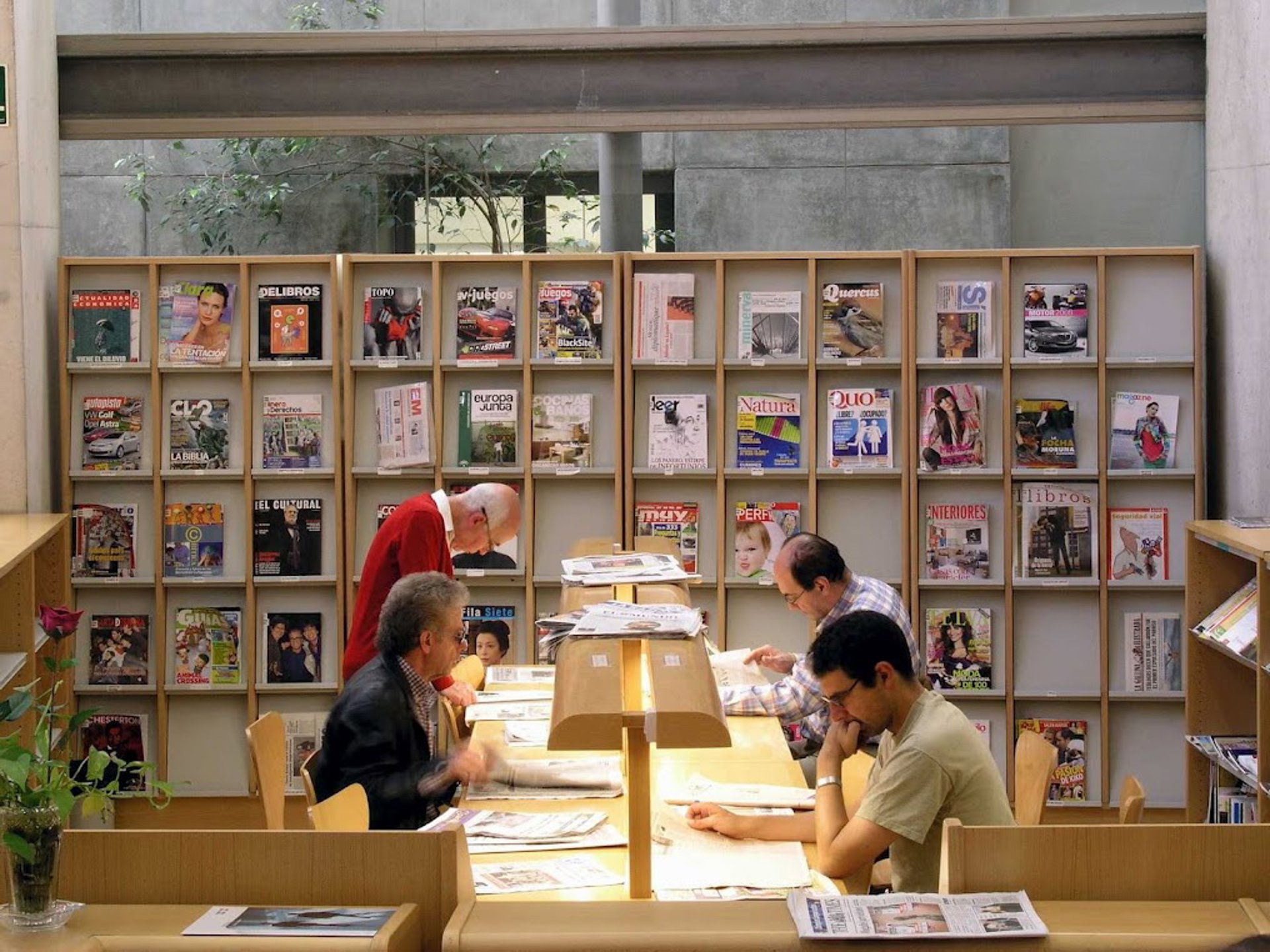 La Biblioteca Cánovas del Castillo acoge "variadas propuestas" culturales para todas las edades