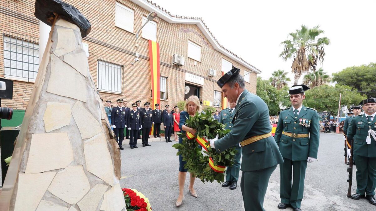 La alcaldesa de Marbella destaca la "vocación de servicio y compromiso" de la Guardia Civil