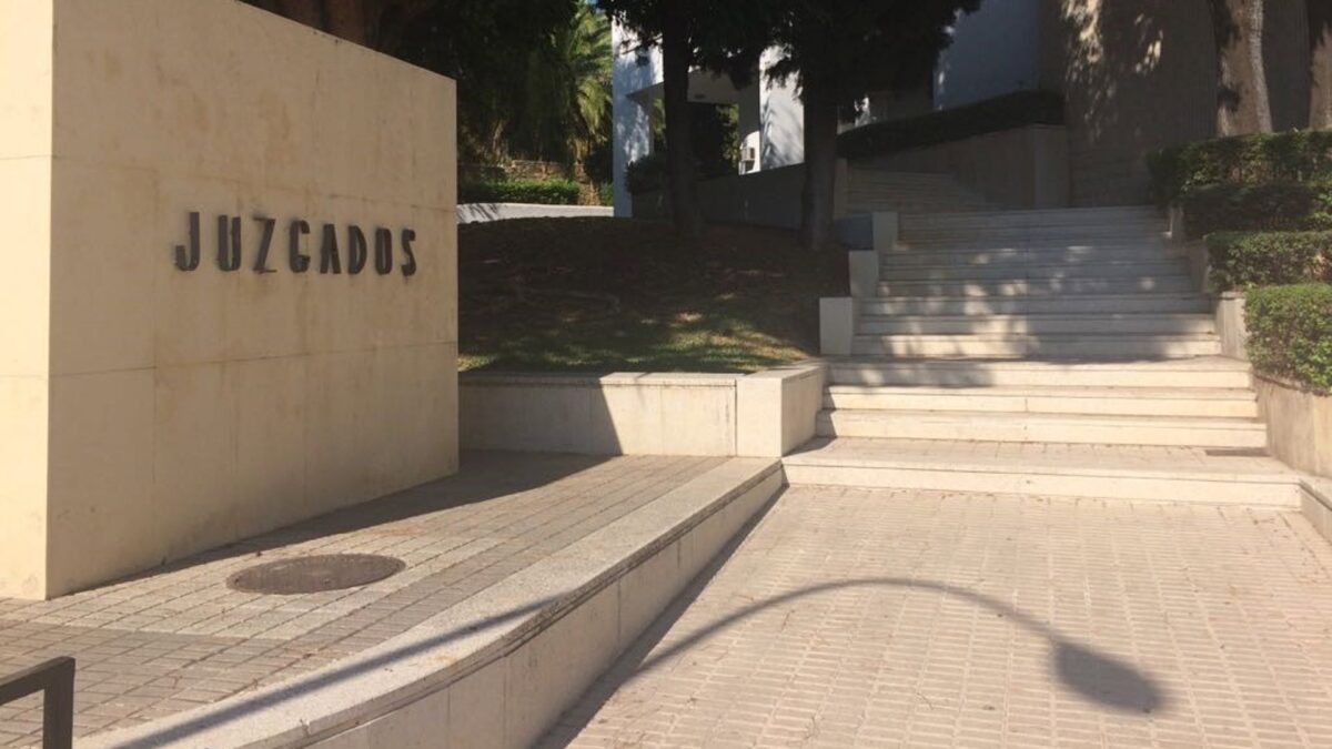Prisión para el hombre de 84 años que mató a su mujer en Marbella