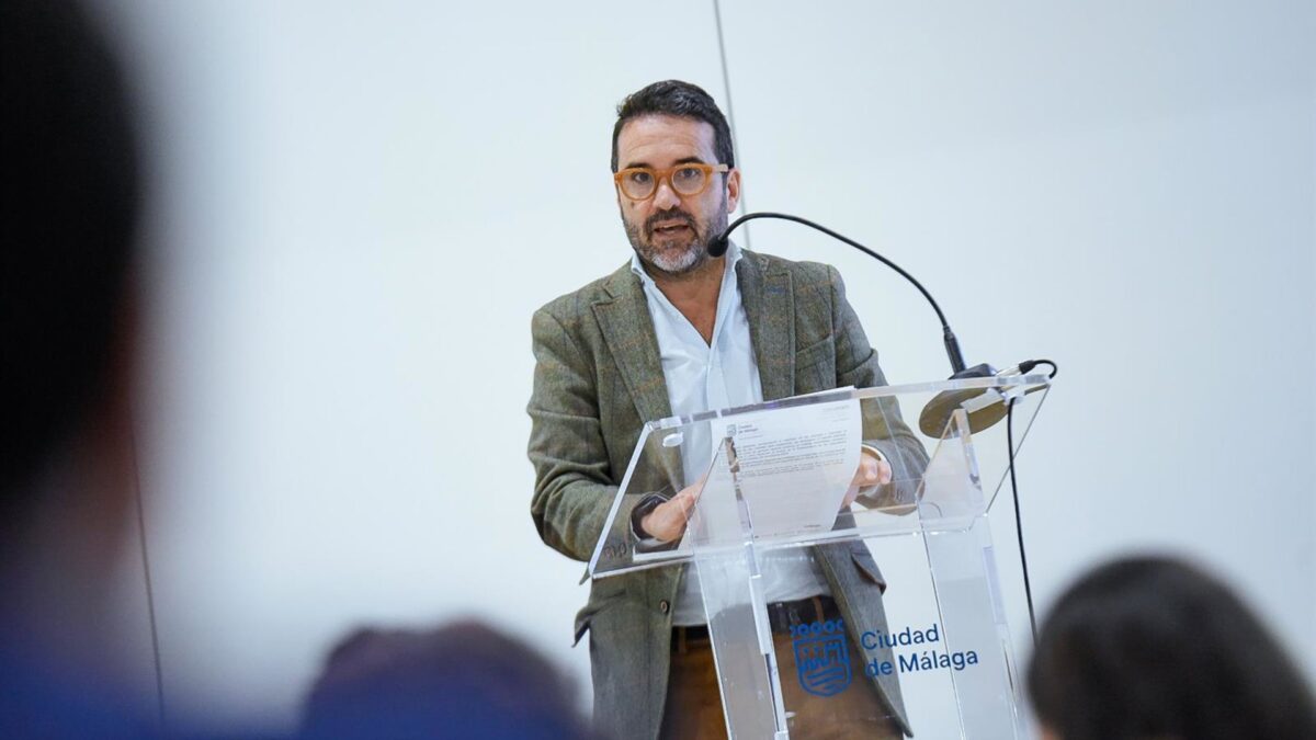 Un juzgado archiva la causa de malos tratos contra el edil de Turismo de Málaga