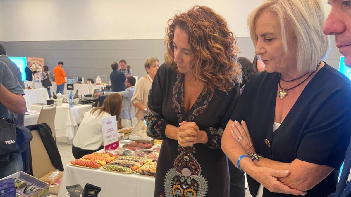 Veintinco empresas de Sabor a Málaga presentan sus productos delicatesen en Sur Wines & Gourmet