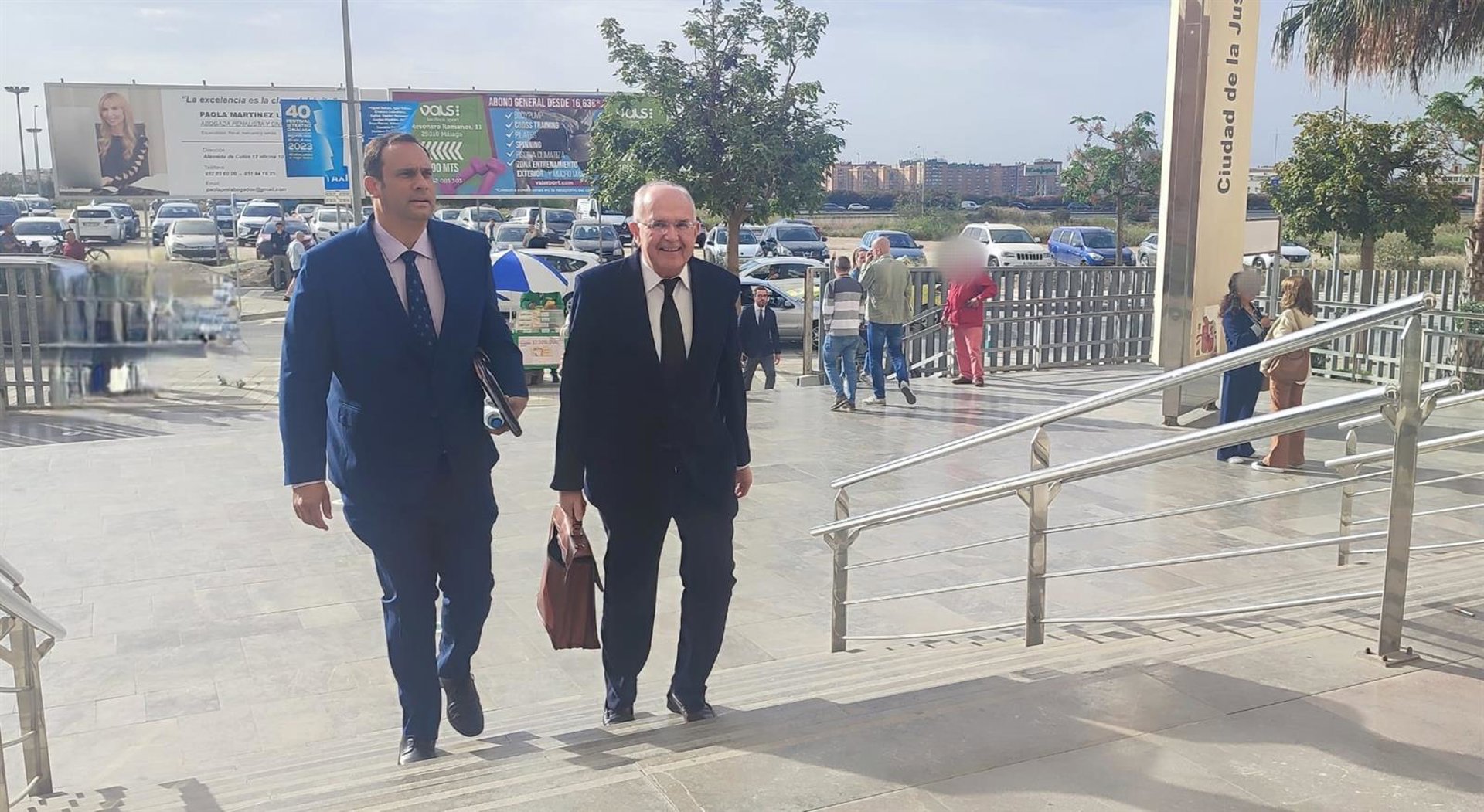 Acuerdan seguir la causa contra el exgerente de Smassa por acoso laboral, prevaricación y falsedad