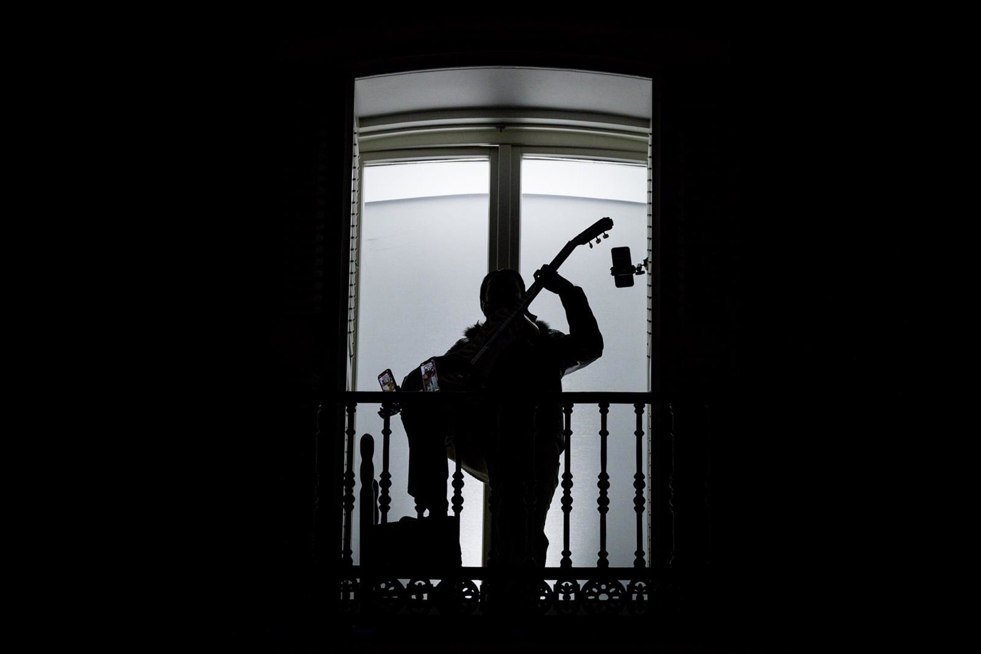 El cuadro del coreógrafo y bailaor malagueño Adrián Santana cierra otra edición del Aula Municipal de Flamenco