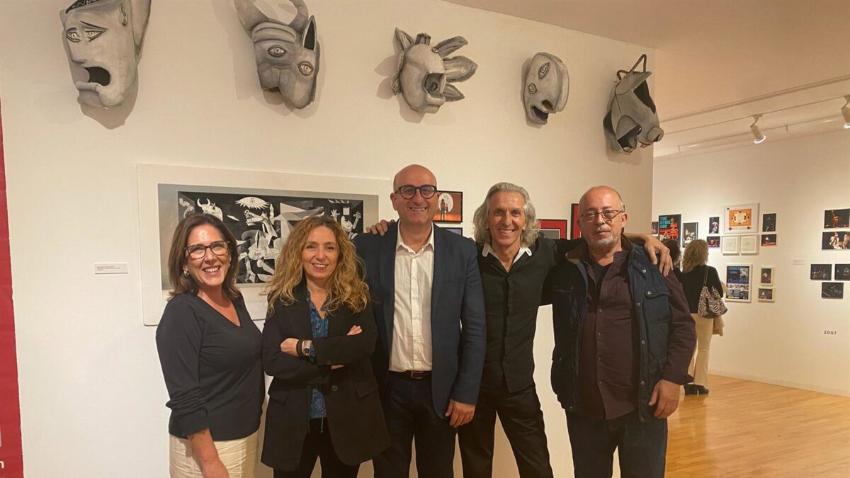La compañía de danza de Fernando Hurtado celebra sus 25 años con una exposición en el MVA