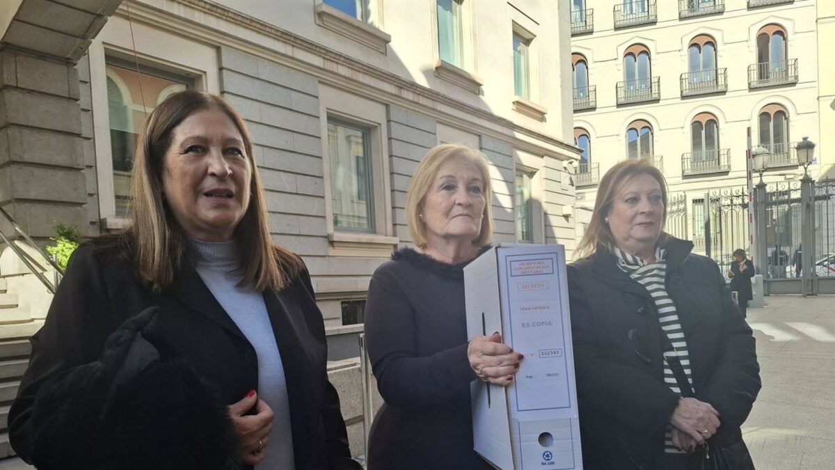 La familia García Caparrós, dispuesta a revelar algunos documentos del Congreso sobre el asesinato de su hermano