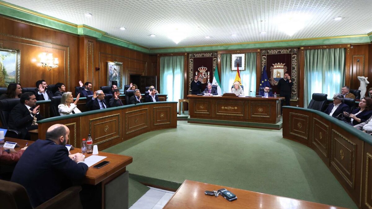 Marbella aprueba inicialmente sus presupuestos de 2026 que alcanzan los 450 millones de euros