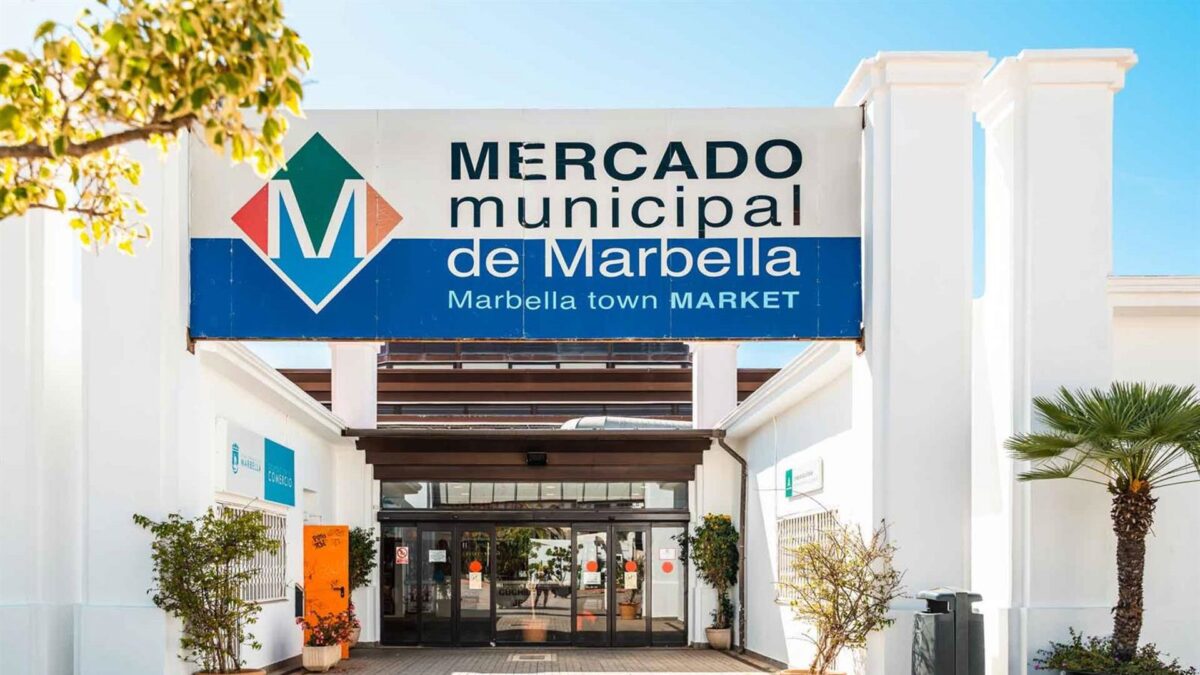 Marbella instalará pantallas digitales para directorio y megafonía interior en el mercado central