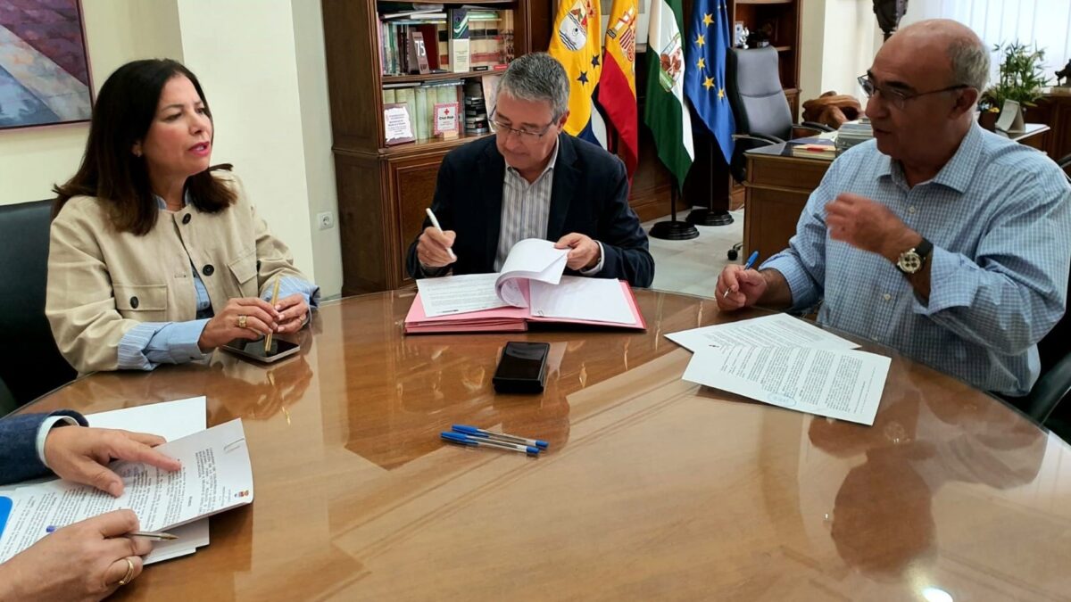 Rincón refuerza su compromiso con las personas celíacas con la renovación del convenio 'Rincón sin Gluten'