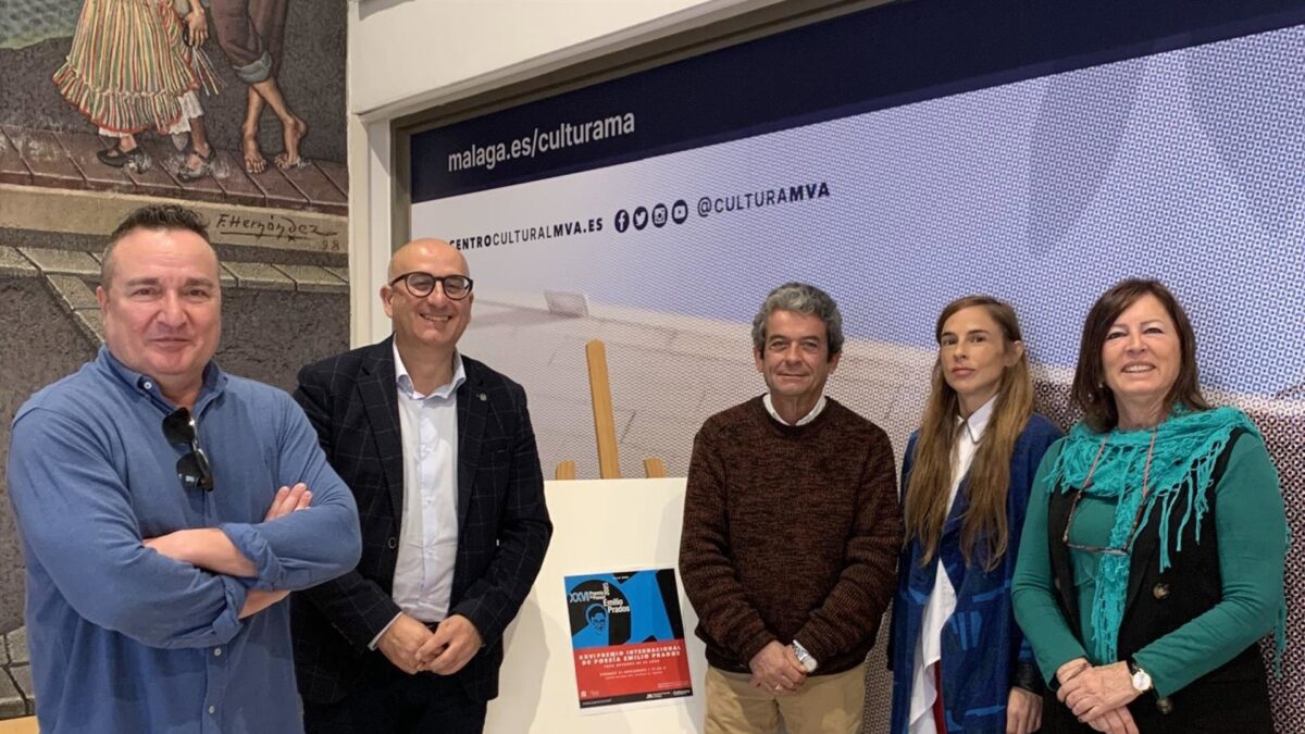 Álvaro Carbonell gana el Premio Emilio Prados de Diputación por 'Manual sobre el funcionamiento de un pájaro'