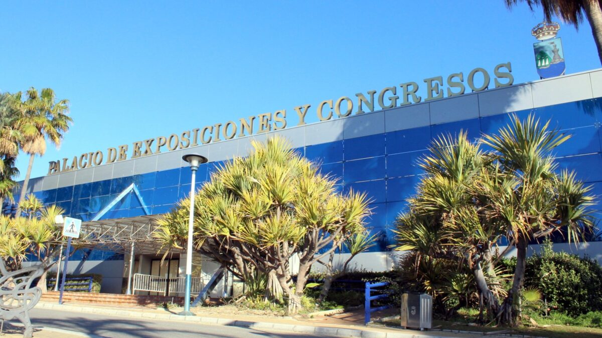 Estepona concluirá en el Palacio de Congresos su Plan de Eficiencia Energética para dependencias municipales