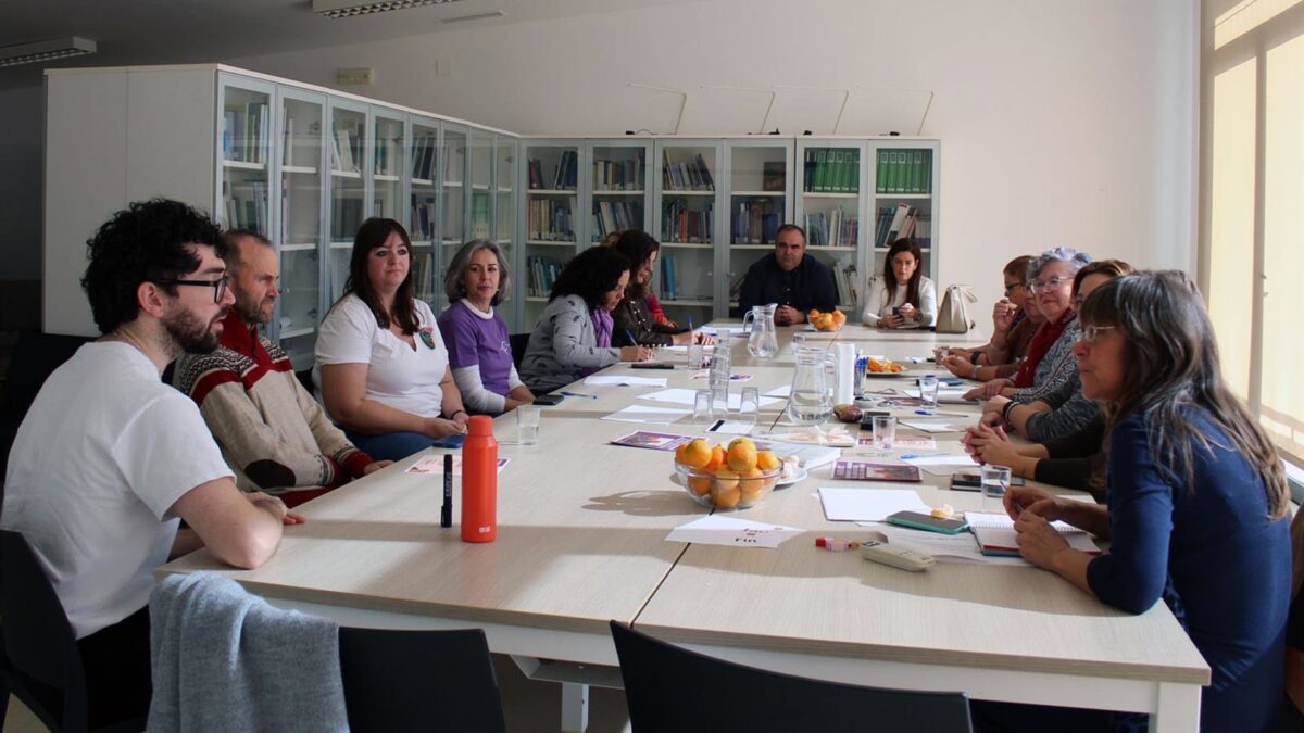 La Comisión Equilibra aborda el movimiento de las asociaciones de mujeres en la comarca del Guadalhorce