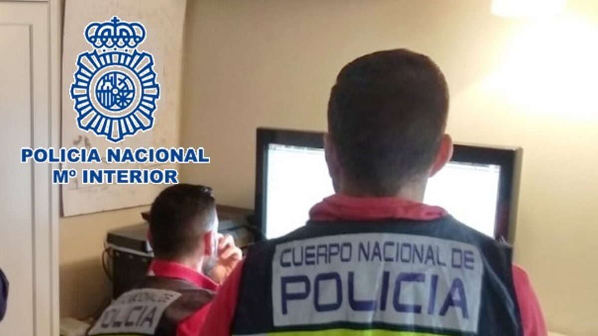 Policía recupera más de 9.000 euros de estafa amorosa en el ámbito de inversiones en criptomonedas
