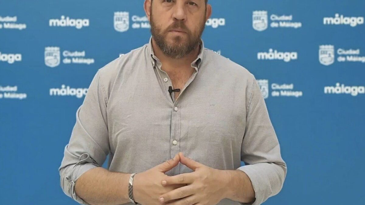 Con Málaga exige al Ayuntamiento condenar la agresión de EEUU a Venezuela