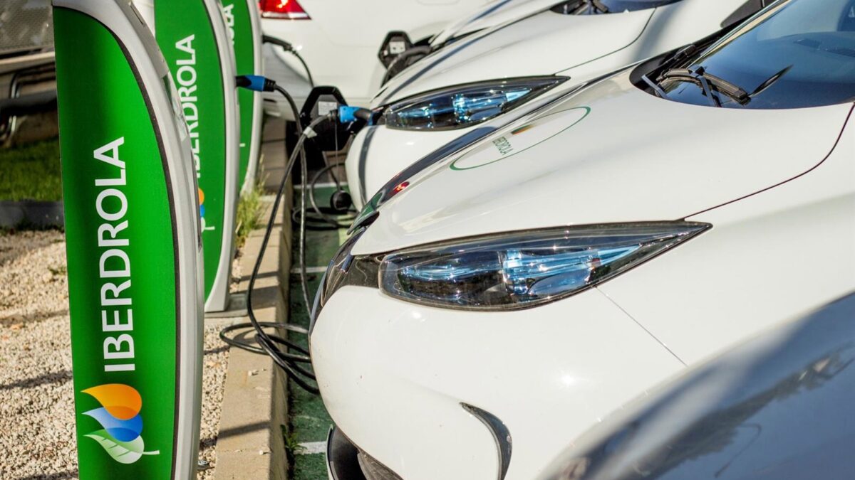 Iberdrola operará 14 puntos de recarga de vehículos eléctricos en Torremolinos