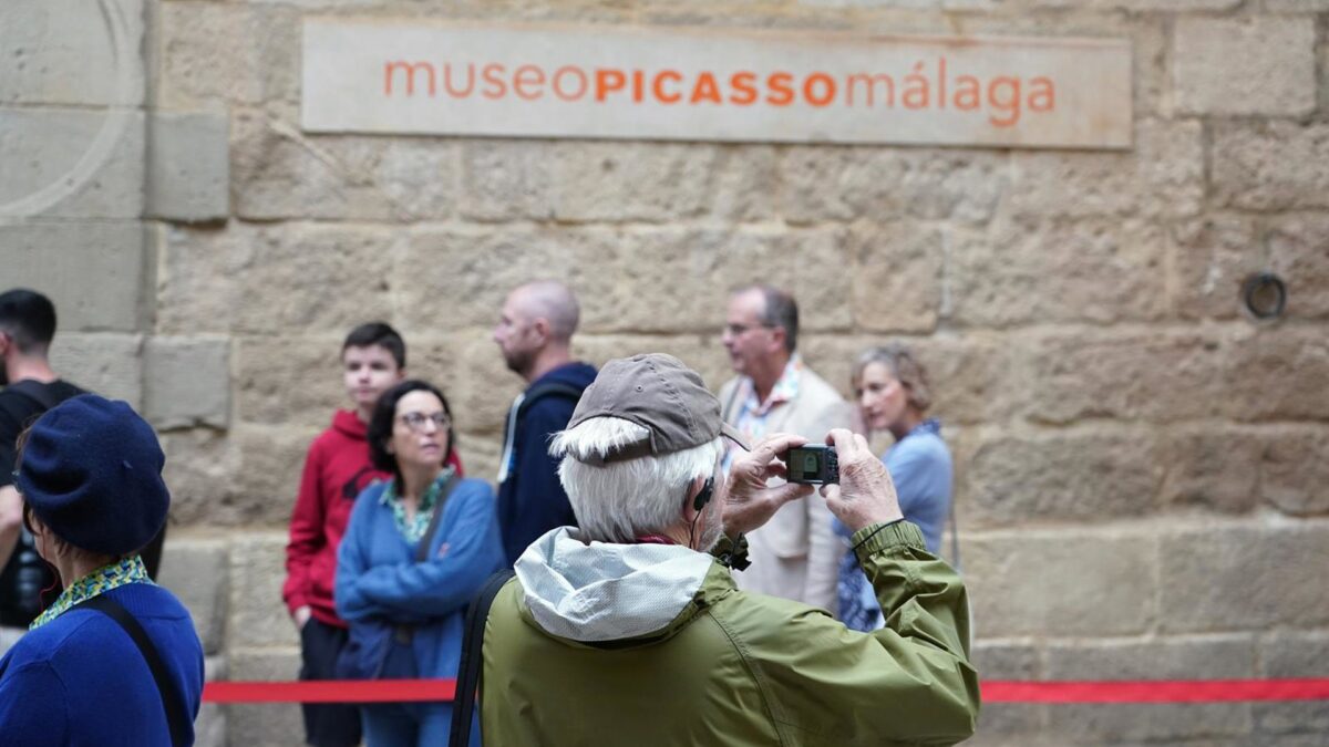 MPM se suma al luto nacional y aplaza actos de inauguración de la muestra 'Elena Asins. Antígona'