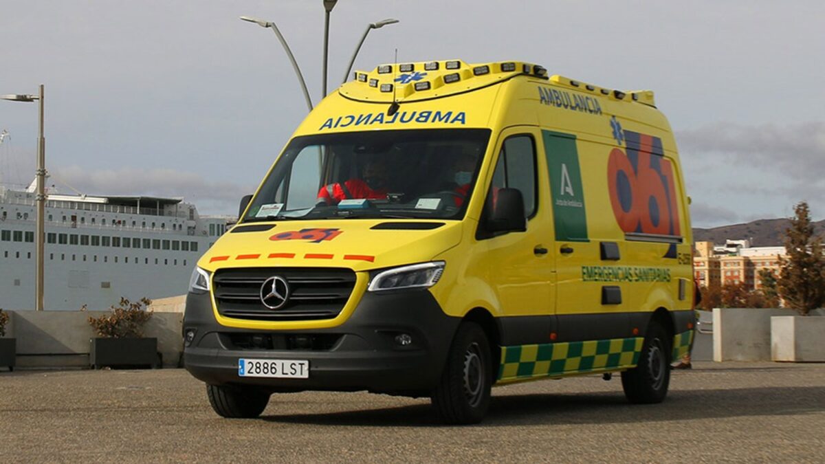 Cinco heridos, entre ellos un menor de once meses, en un accidente de tráfico en Marbella