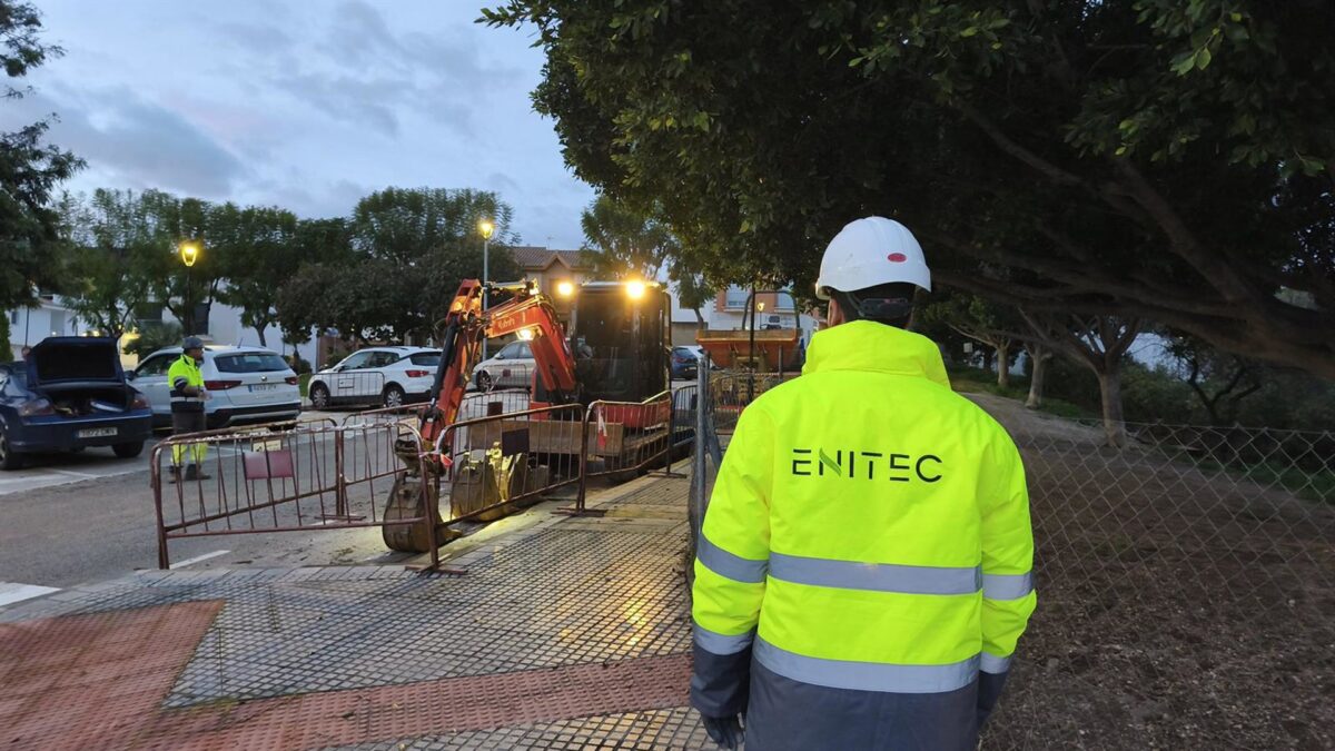 En marcha las obras para solucionar los cortes de electricidad en la zona de Carranque en Alhaurín de la Torre
