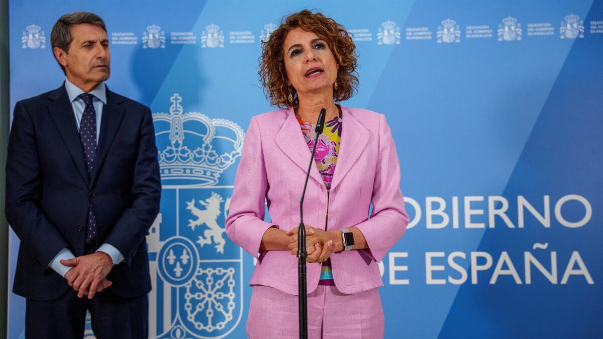 Montero informa a la familia de Caparrós del decreto que el Gobierno aprobará el martes y le pide "disculpas"