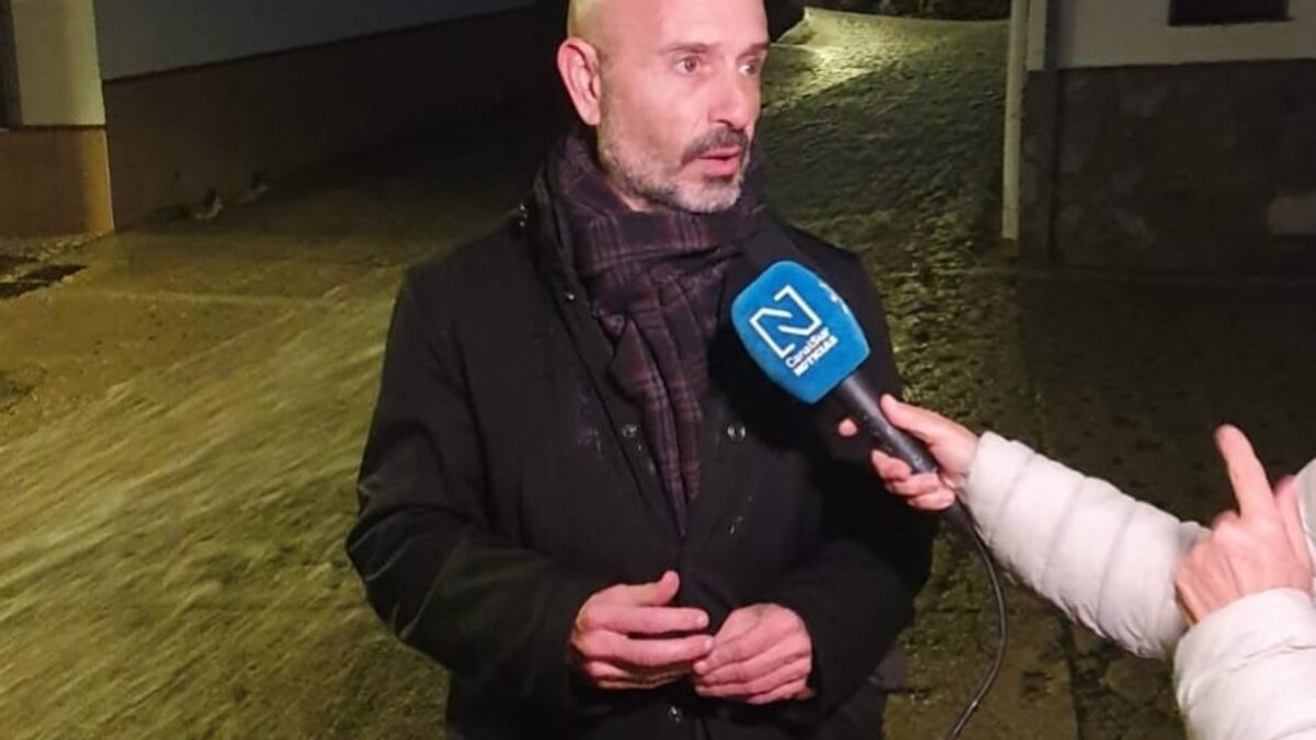Salas dice que Gobierno "ya evalúa" y "actuará como ha venido haciendo" ante los daños en el litoral