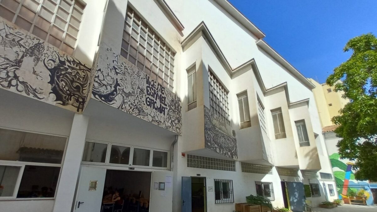 Adjudicadas obras de reforma y mejora del salón de actos del IES Vicente Espinel de Málaga