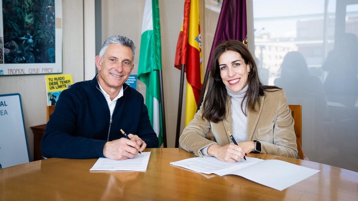 Ayuntamiento renueva el convenio con Fundación Aula del Mar Mediterráneo para acciones divulgativas y educativas