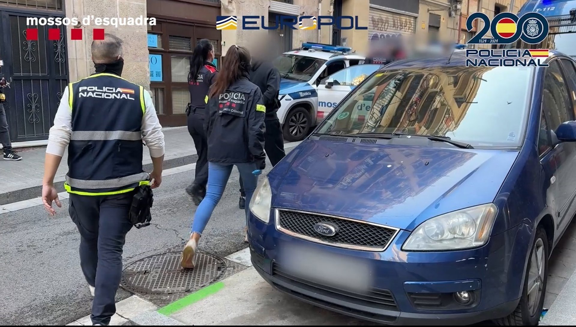 Cae una red internacional de tráfico de armas y drogas con 21 detenidos en Málaga, Cataluña y Bulgari